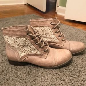 Women’s Booties